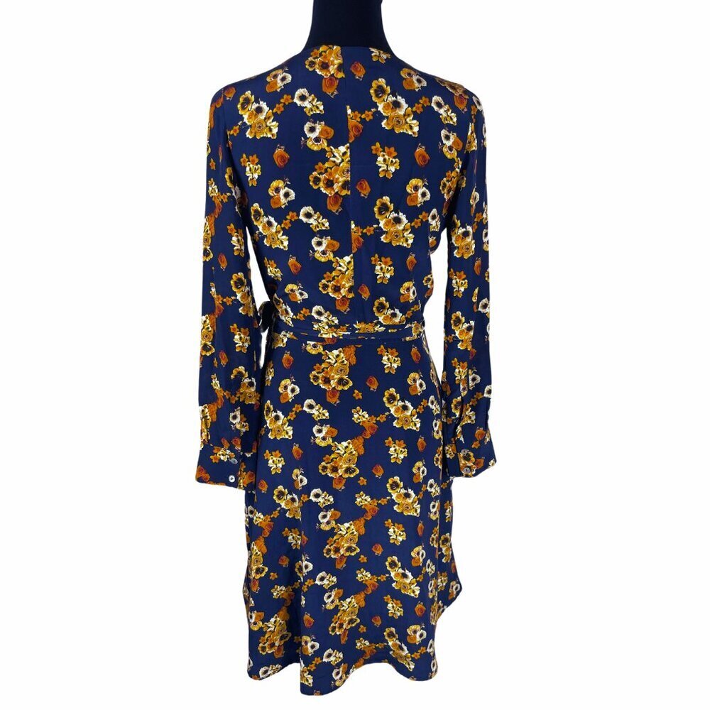 Amour Vert Wrap Dress - Picture 3 of 6